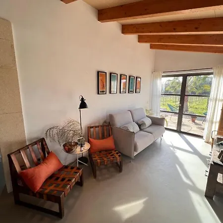 Chalet Dos Caballeros Winery & Vacation Llubi
