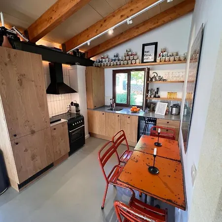 Chalet Dos Caballeros Winery & Vacation Llubi